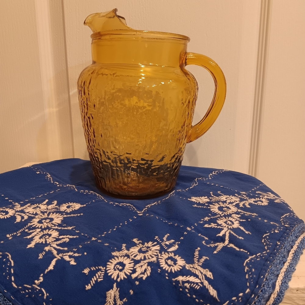 Anchor Hocking  Rare Pogoda Amber Pitcher